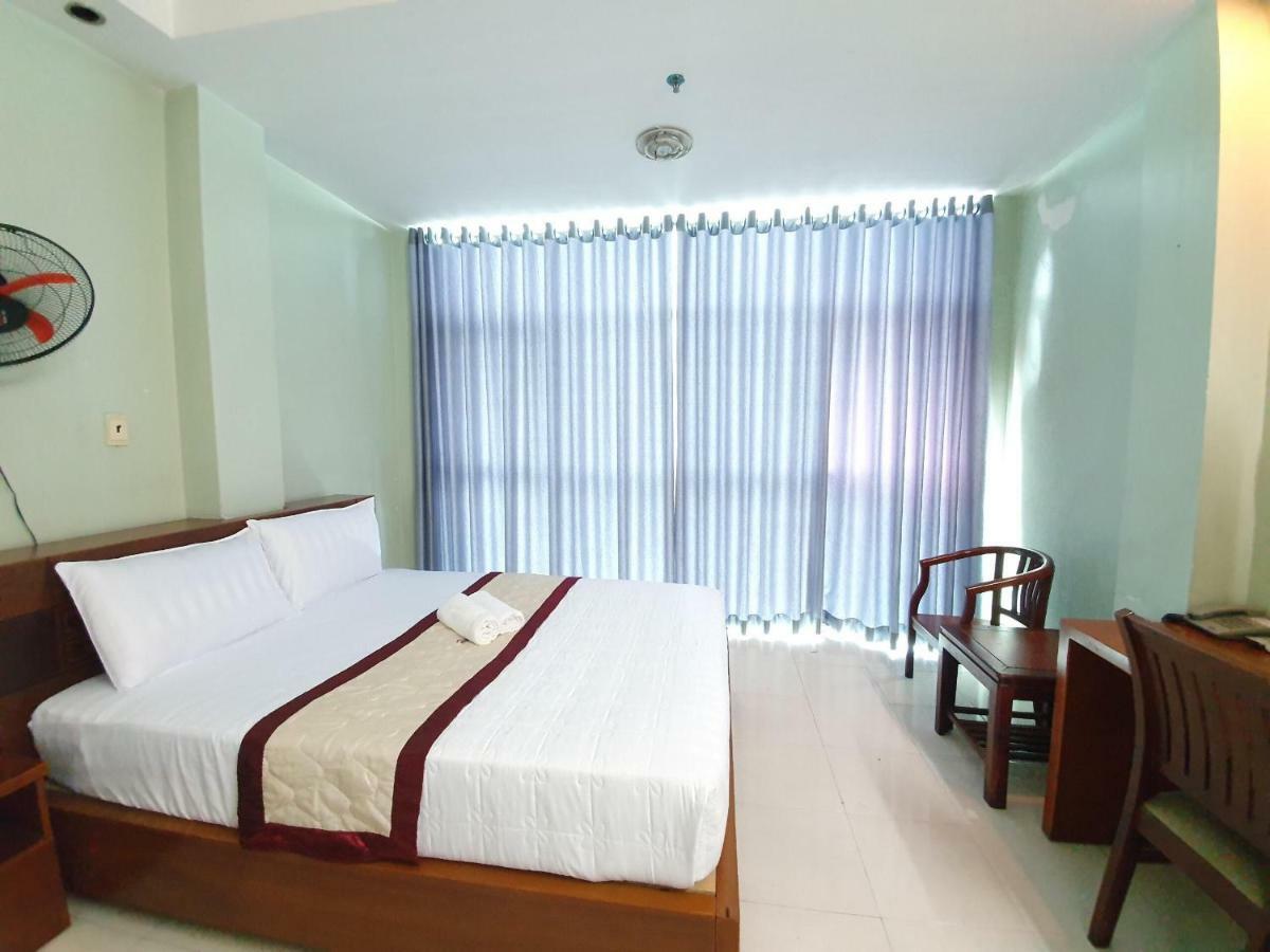 Khach San Truong Son Hotel Ho Chi Minh City Exterior photo