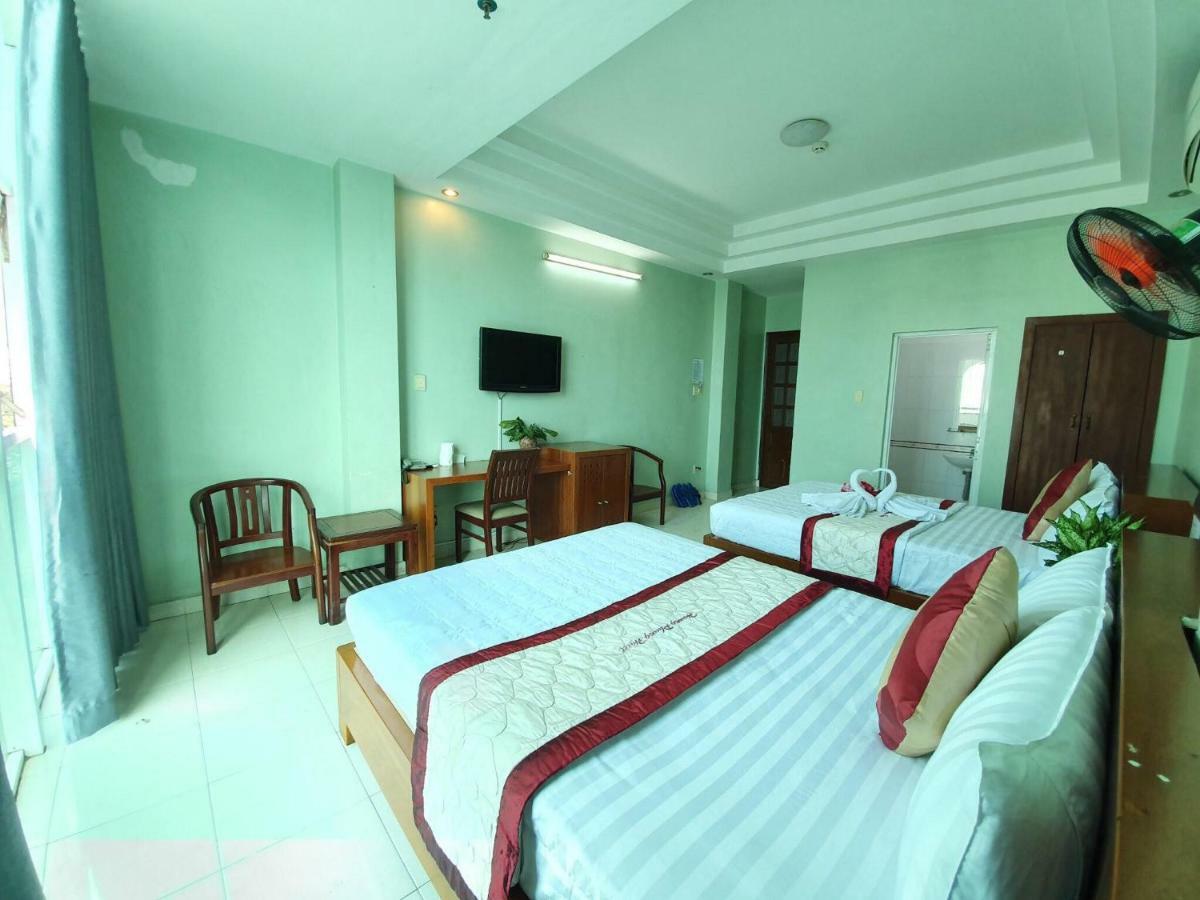 Khach San Truong Son Hotel Ho Chi Minh City Exterior photo