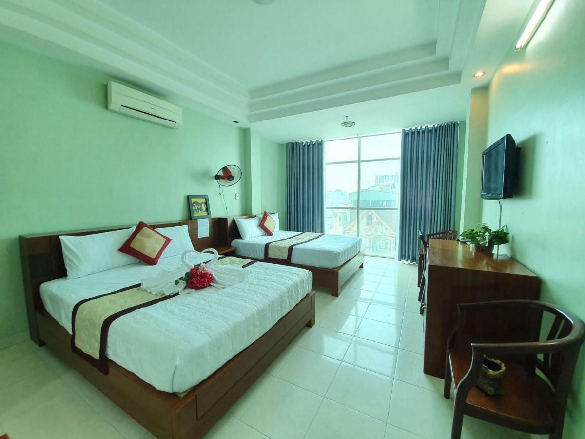 Khach San Truong Son Hotel Ho Chi Minh City Exterior photo