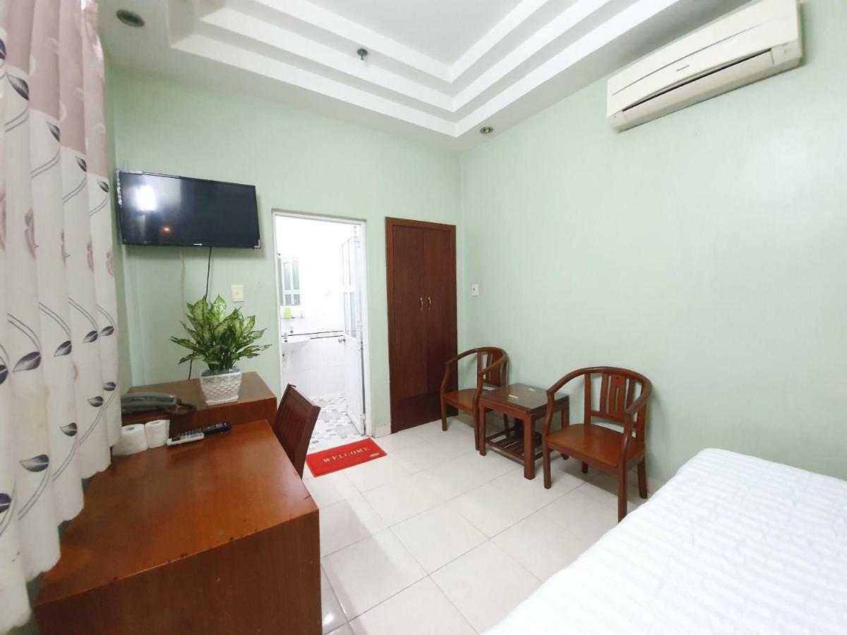 Khach San Truong Son Hotel Ho Chi Minh City Exterior photo