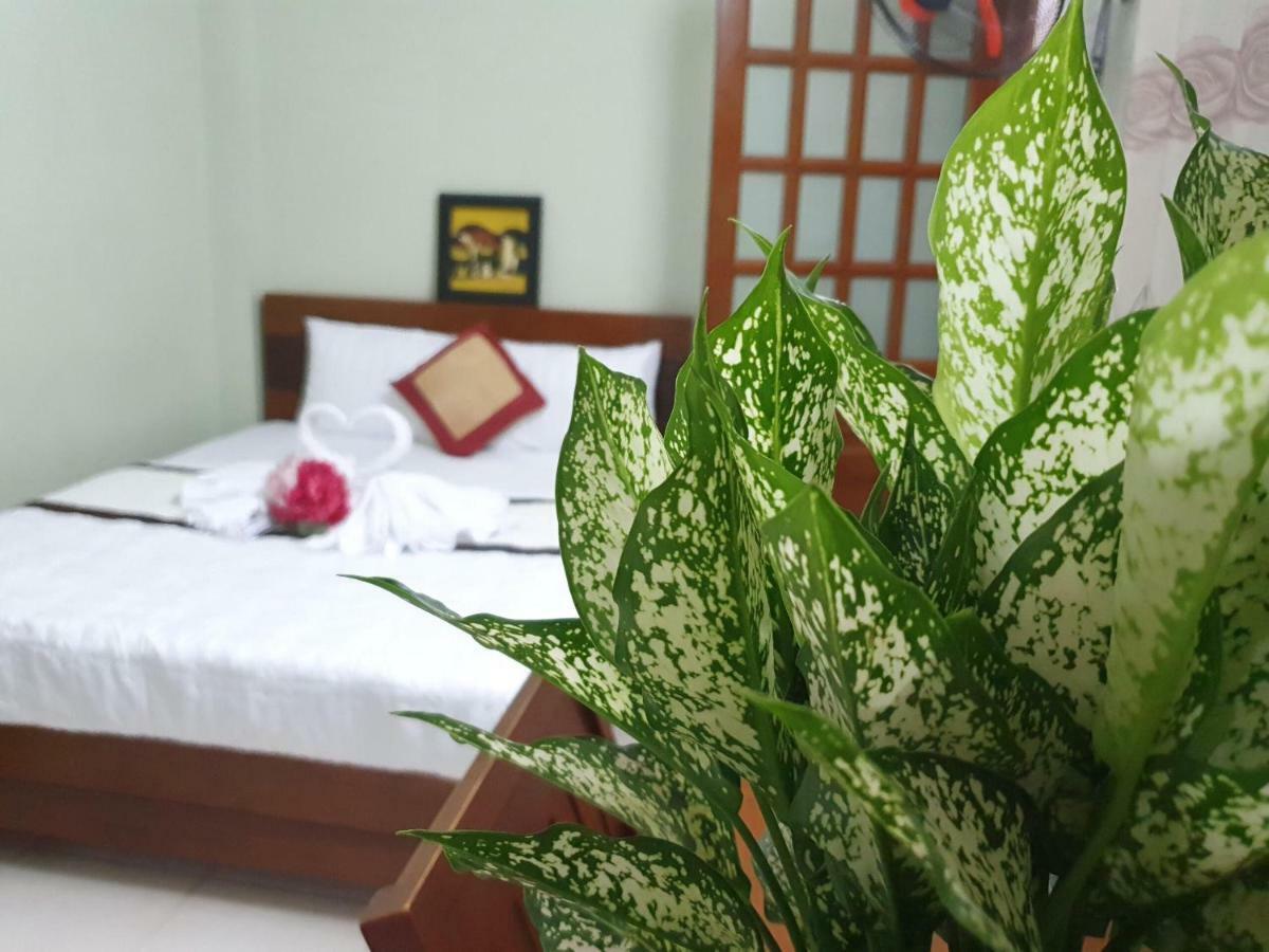 Khach San Truong Son Hotel Ho Chi Minh City Exterior photo